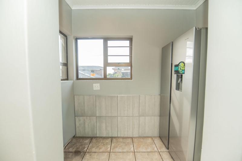 5 Bedroom Property for Sale in Bluewater Bay Eastern Cape